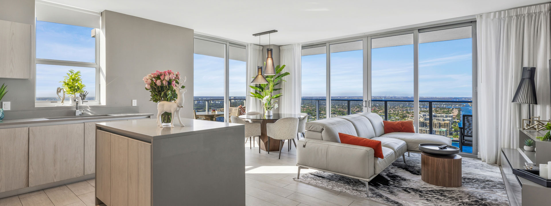 Full Service Vacation Rental Management in Hollywood, Florida